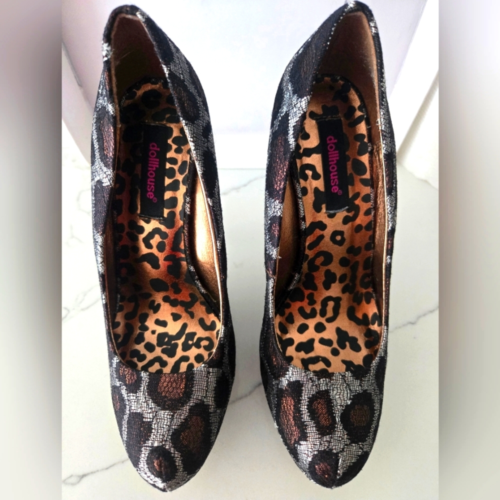 Dollhouse Textured Leopard Print Platform Heels Pumps 6.5